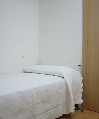 Pension-albergue Puente Ribeira