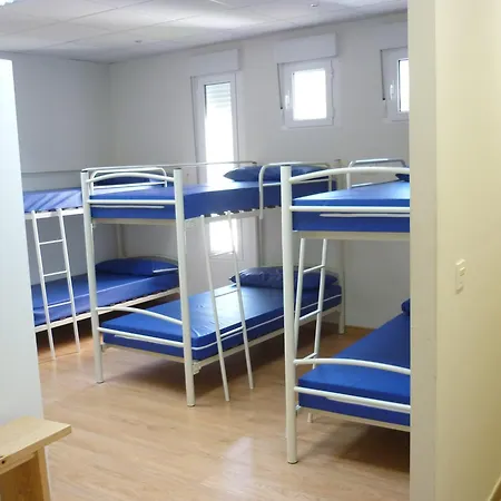 بيت شباب Pension-albergue Puente Ribeira