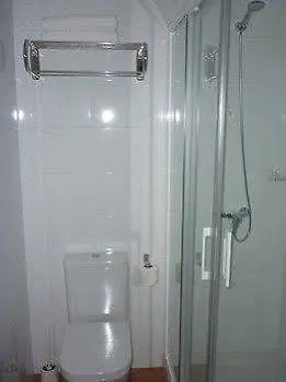 Pension-albergue Puente Ribeira *