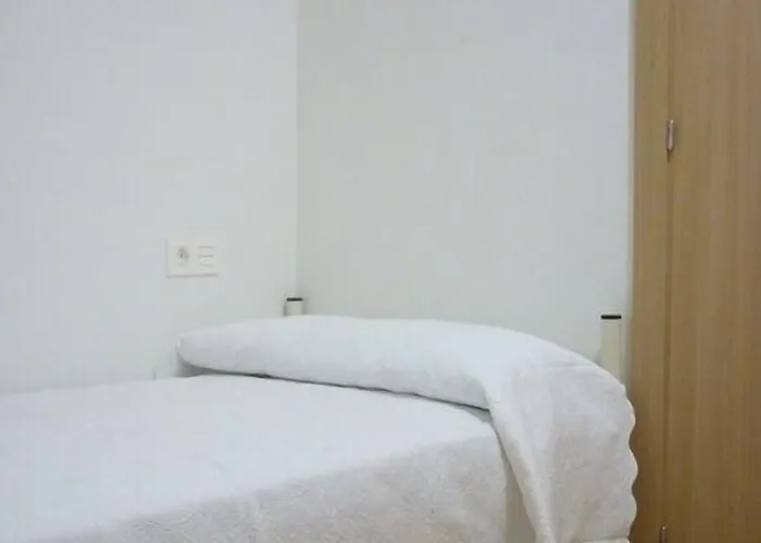 Pensión-albergue Puente Ribeira Hostal