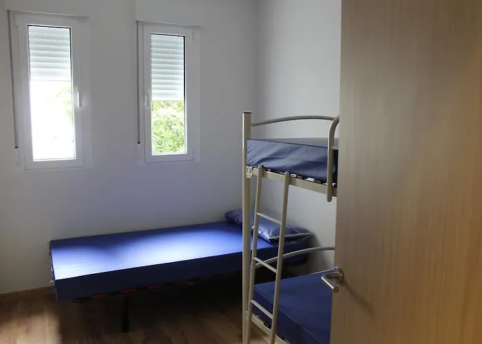 Hostal Pensión-albergue Puente Ribeira